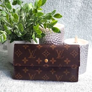Vintage Louis Vuitton Monogram International Trifold Wallet  1995